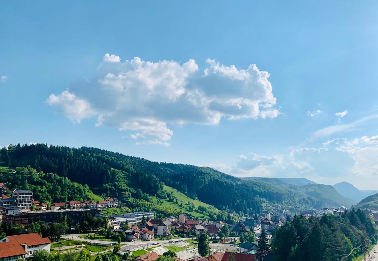 Apartment In Zlatar *